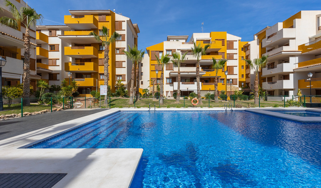 Reventa - Apartamento / Piso - Torrevieja - Punta Prima
