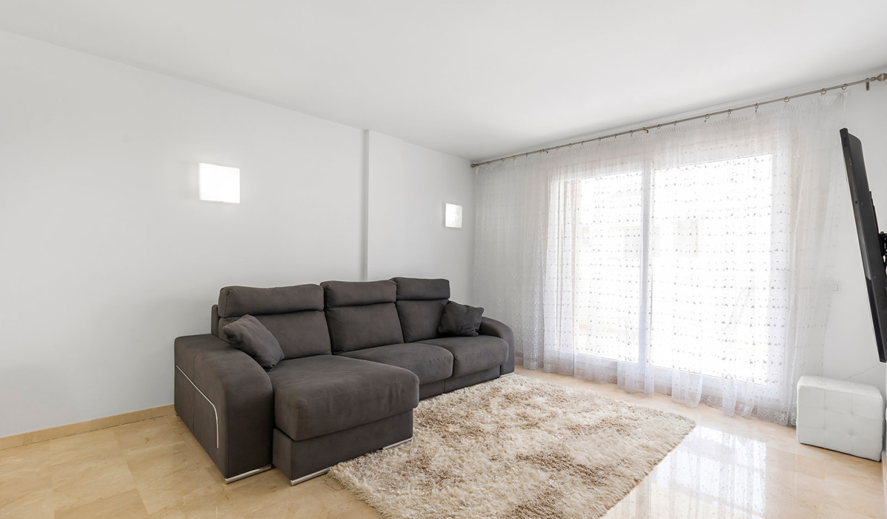 Reventa - Apartamento / Piso - Torrevieja - Punta Prima