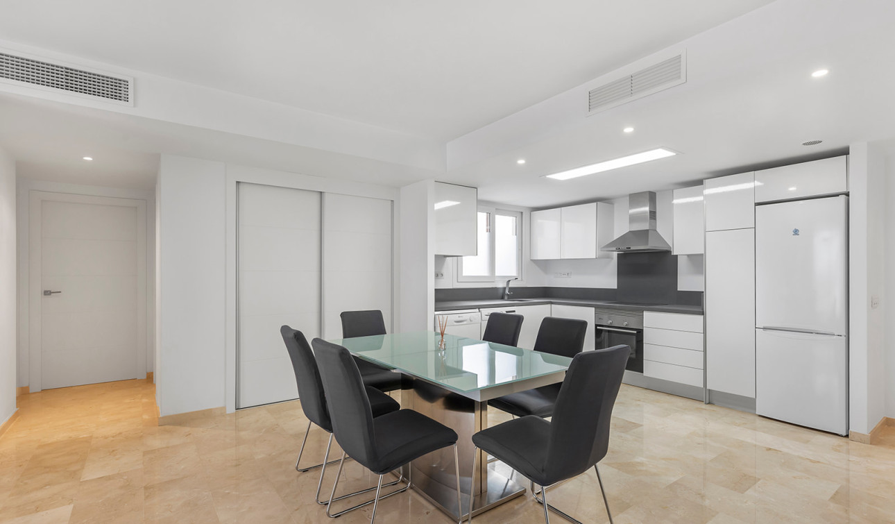 Reventa - Apartamento / Piso - Torrevieja - Punta Prima