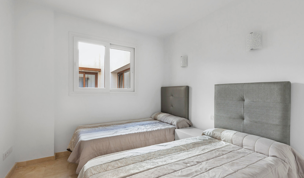 Reventa - Apartamento / Piso - Torrevieja - Punta Prima