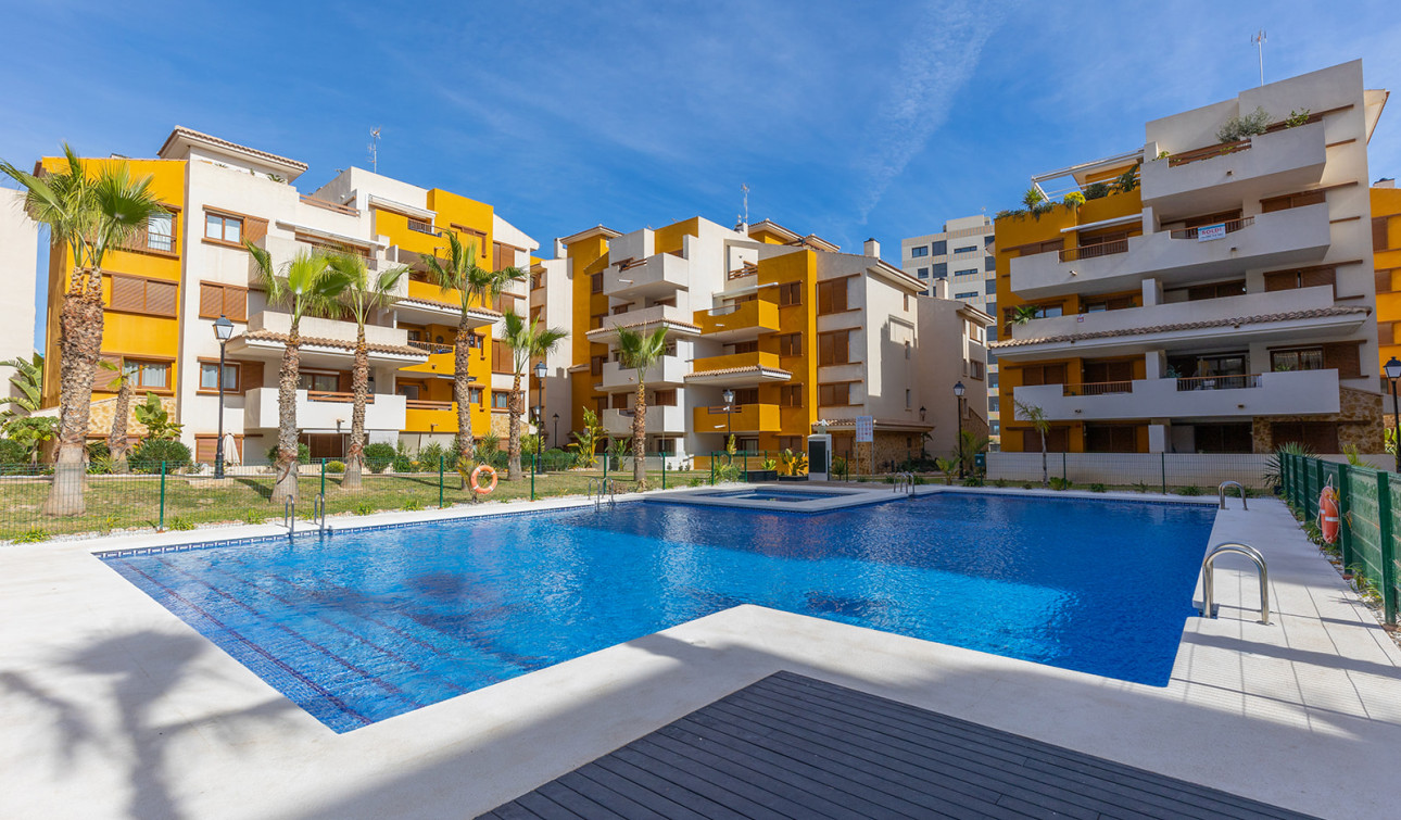 Reventa - Apartamento / Piso - Torrevieja - Punta Prima