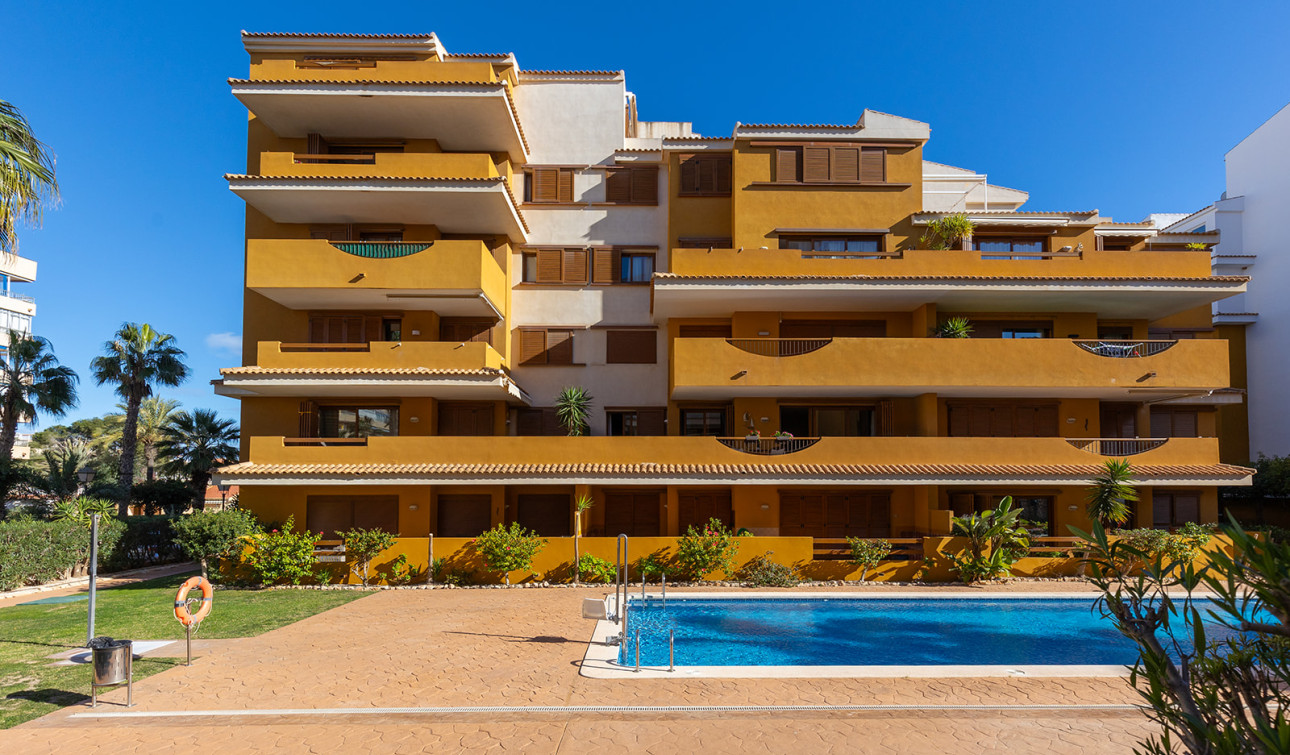 Reventa - Apartamento / Piso - Torrevieja - Punta Prima