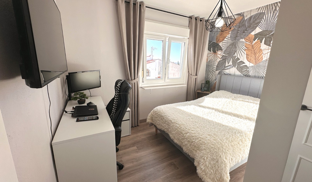 Reventa - Apartamento / Piso - Torrevieja - San Luis