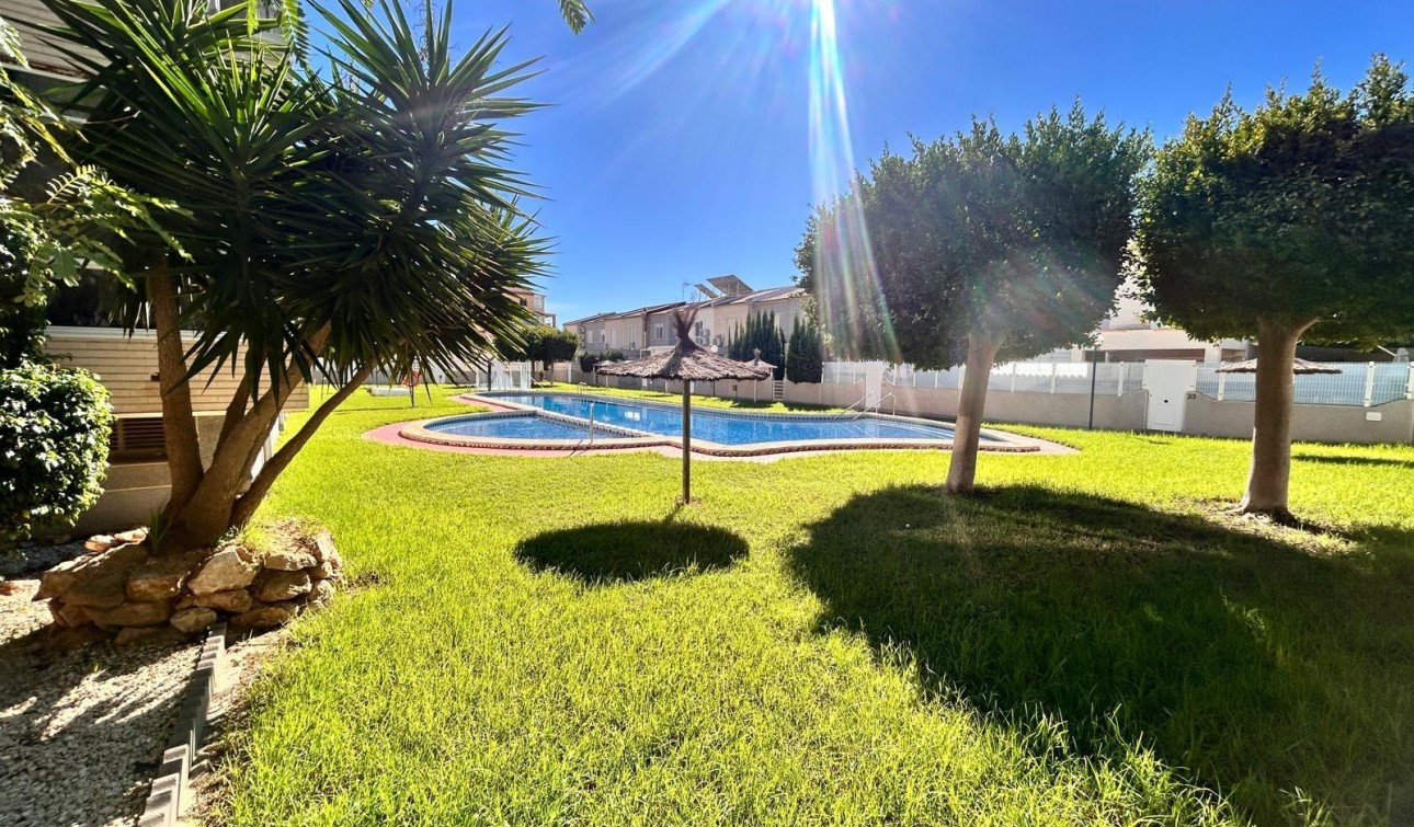 Reventa - Apartamento / Piso - Torrevieja - Torreblanca