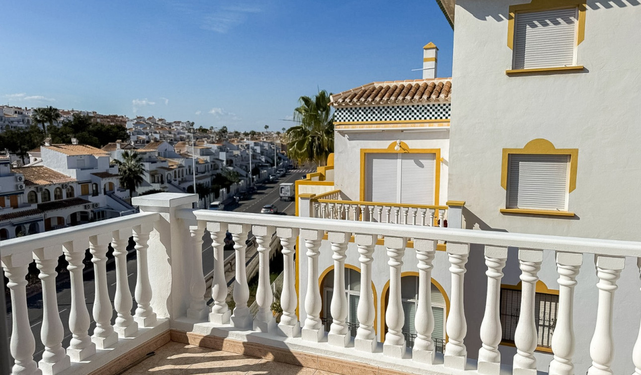 Reventa - Apartamento / Piso - Torrevieja - Torrelamata - La Mata