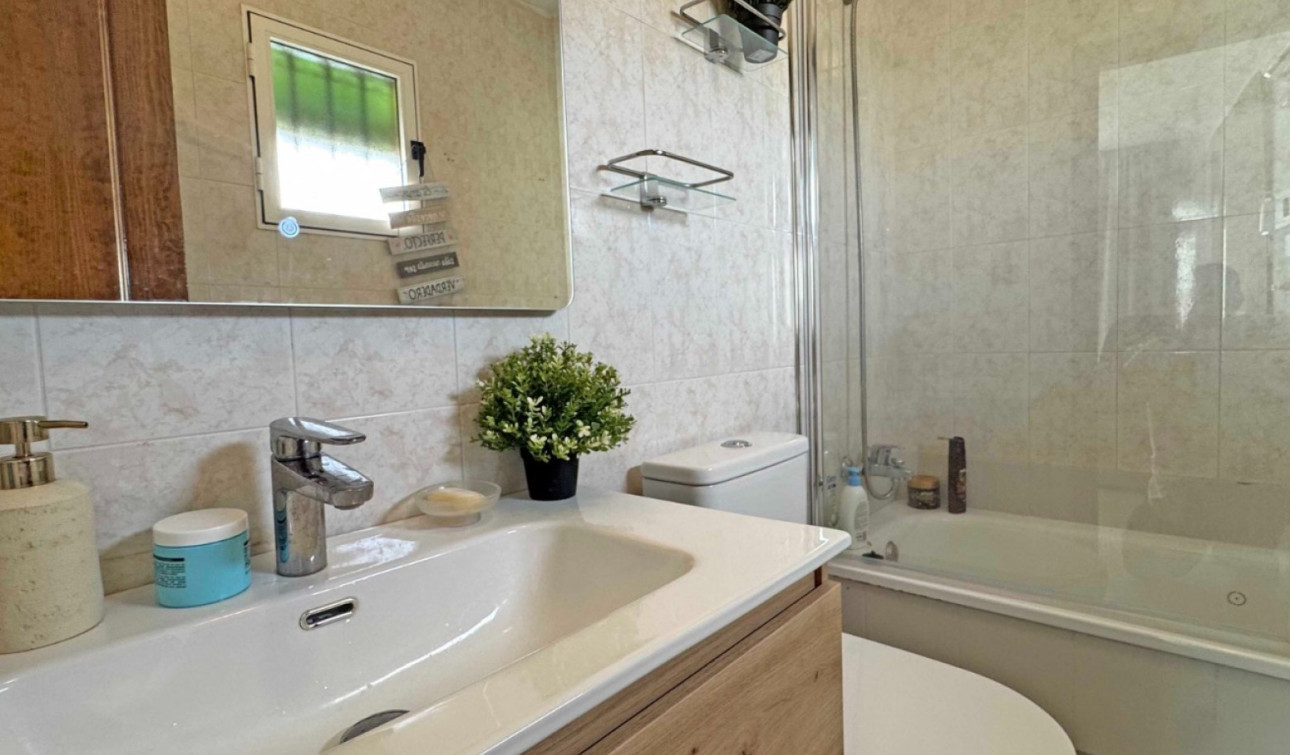 Reventa - Apartamento / Piso - Torrevieja - Torrelamata - La Mata