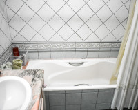 Reventa - Apartamento / Piso - Torrevieja - Torrevieja Centro