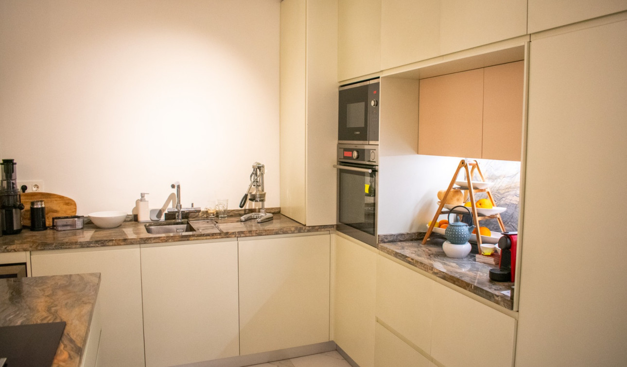 Reventa - Apartamento / Piso - Torrevieja - Torrevieja Centro