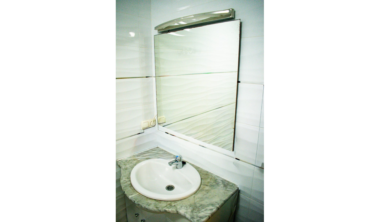 Reventa - Apartamento / Piso - Torrevieja - Torrevieja Centro