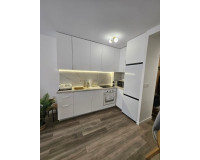 Reventa - Apartamento / Piso - Torrevieja - Torrevieja Centro