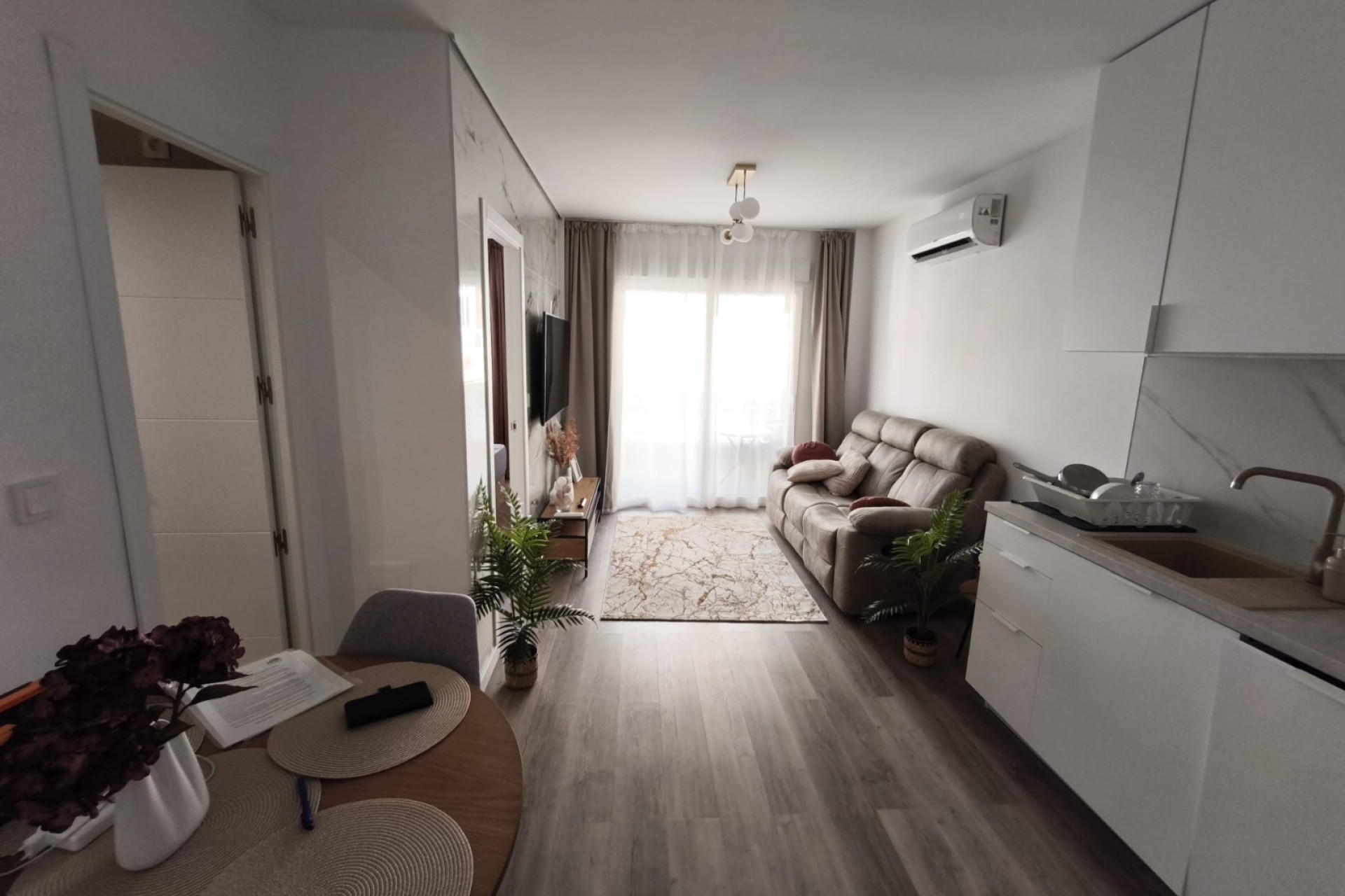 Reventa - Apartamento / Piso - Torrevieja - Torrevieja Centro