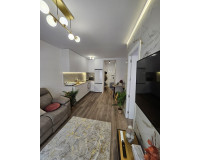 Reventa - Apartamento / Piso - Torrevieja - Torrevieja Centro