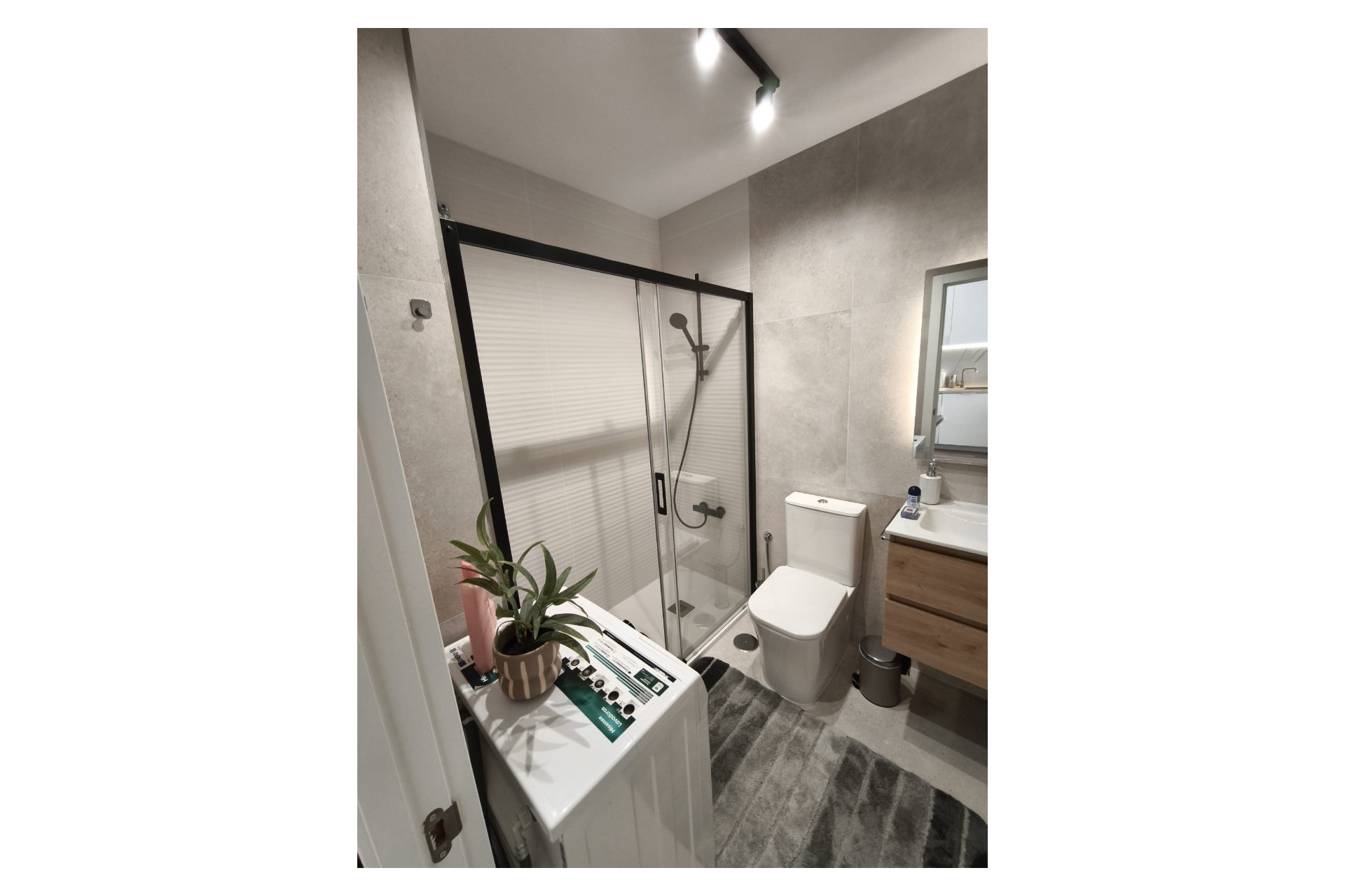 Reventa - Apartamento / Piso - Torrevieja - Torrevieja Centro