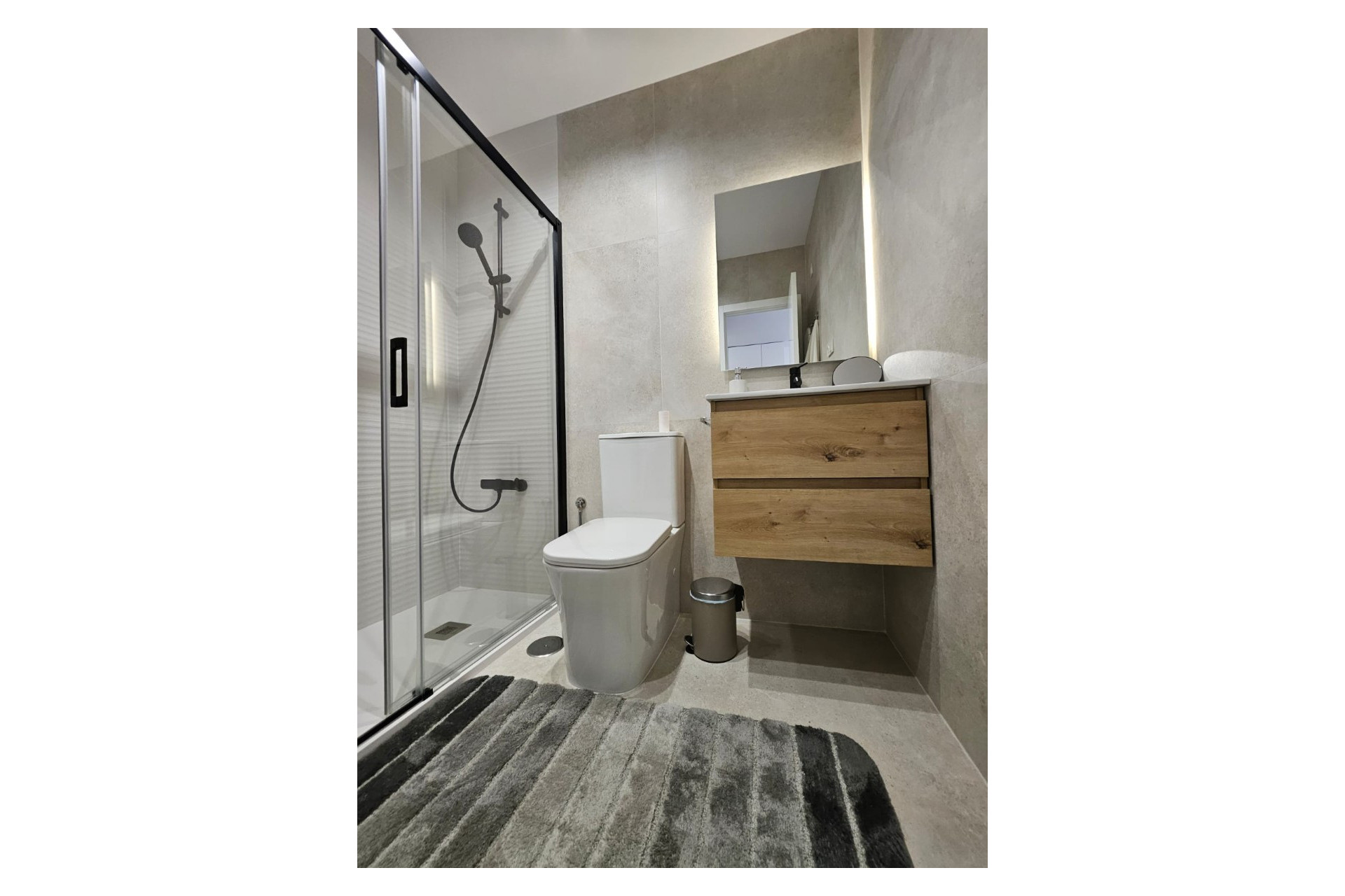 Reventa - Apartamento / Piso - Torrevieja - Torrevieja Centro