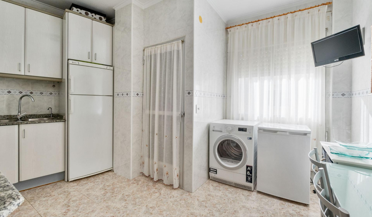 Reventa - Apartamento / Piso - Torrevieja - torrevieja