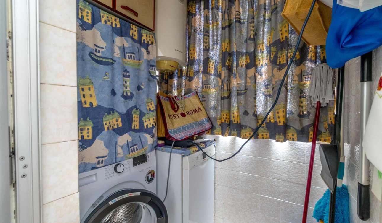 Reventa - Apartamento / Piso - Torrevieja - torrevieja