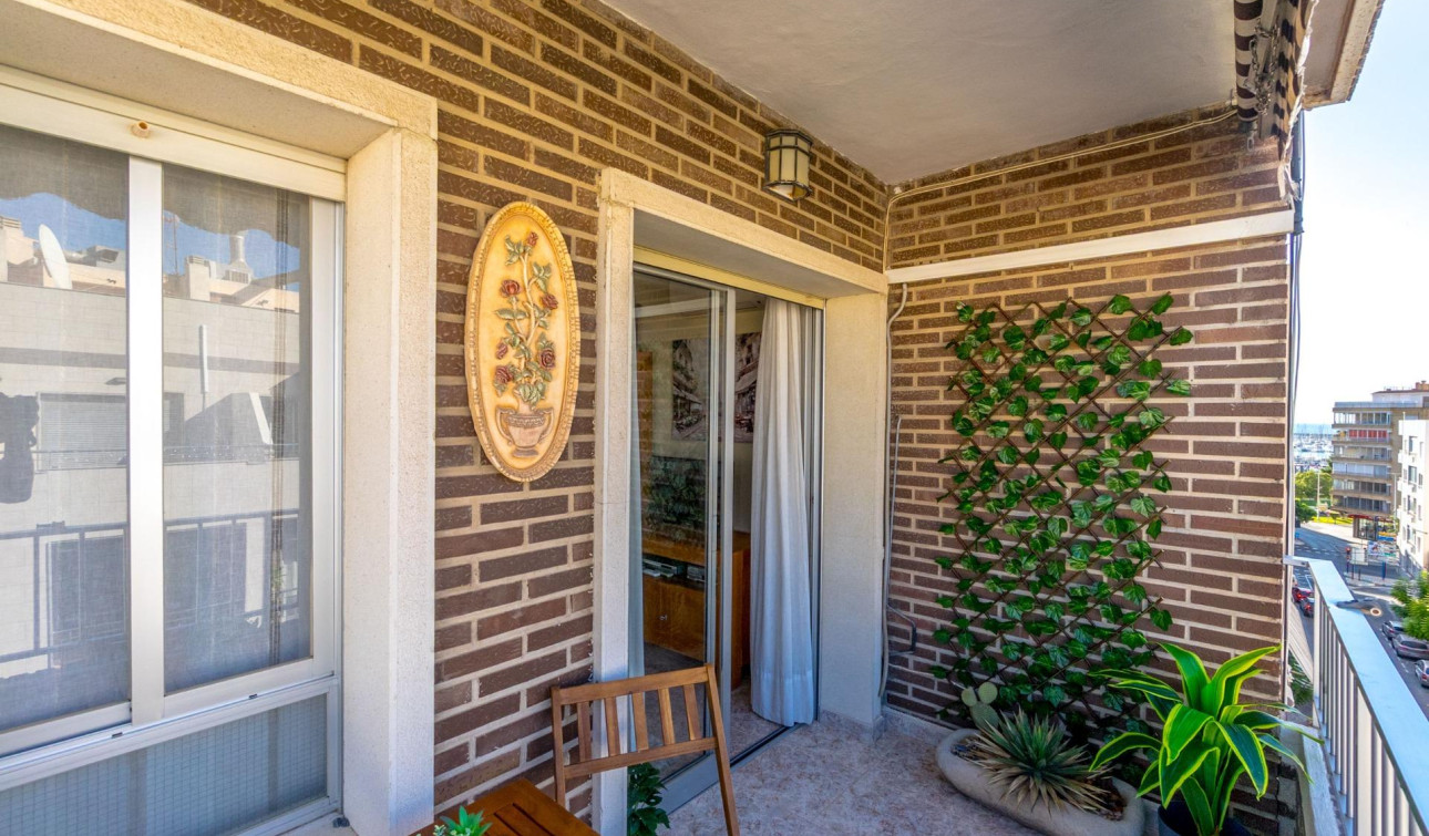 Reventa - Apartamento / Piso - Torrevieja - torrevieja