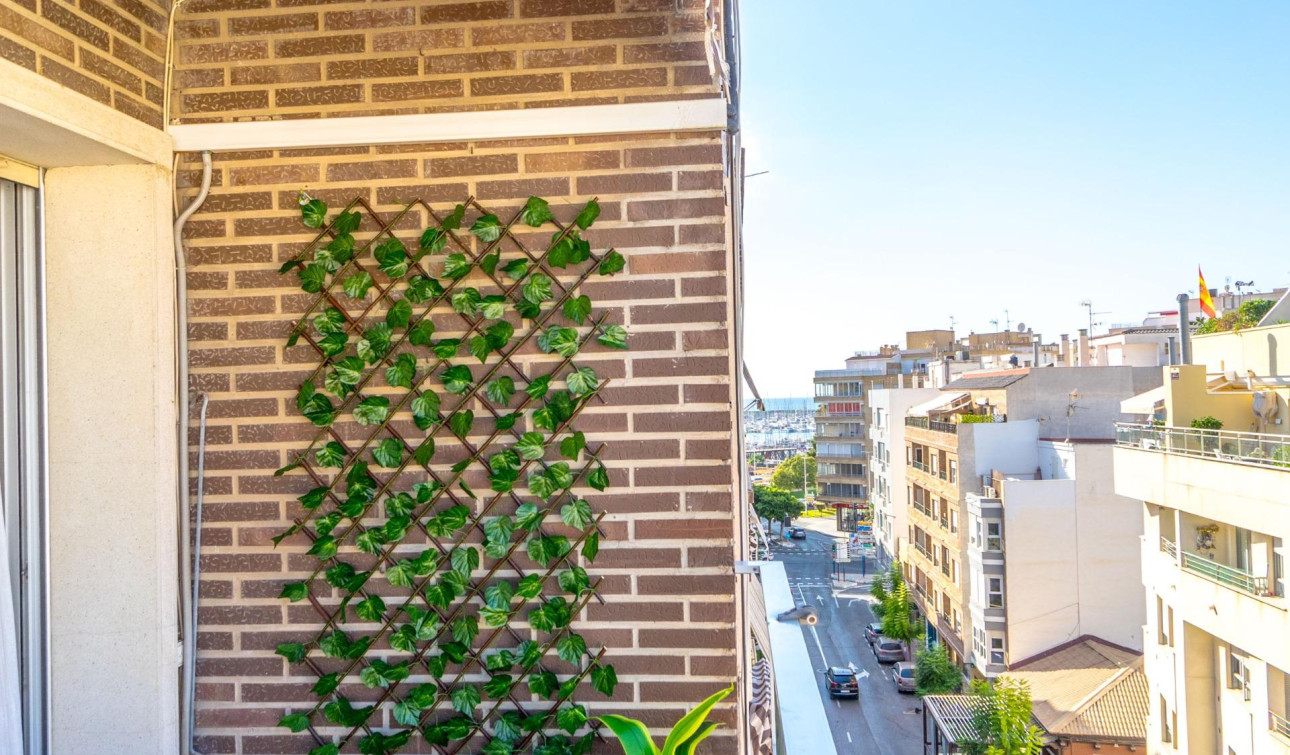 Reventa - Apartamento / Piso - Torrevieja - torrevieja