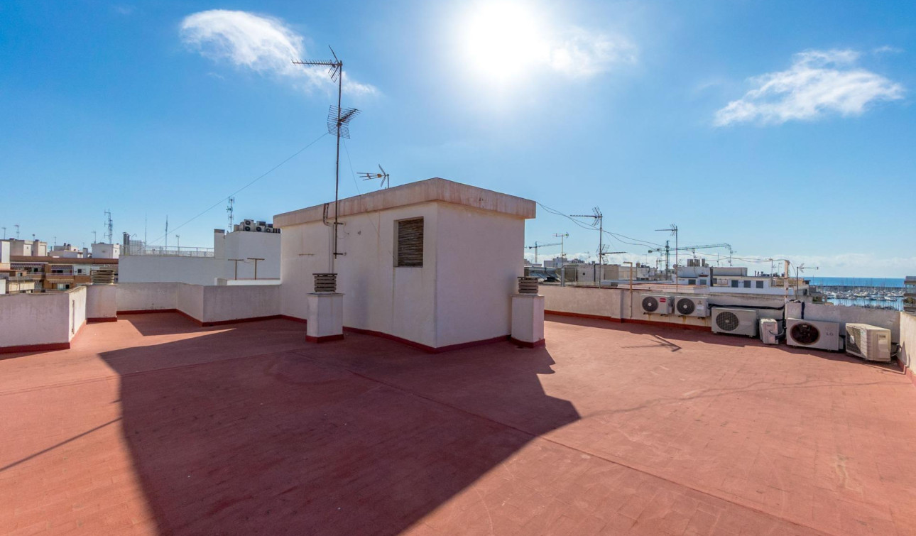 Reventa - Apartamento / Piso - Torrevieja - torrevieja