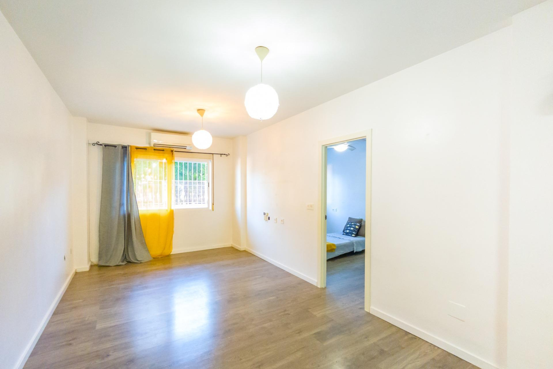 Reventa - Apartamento / Piso - Torrevieja - torrevieja