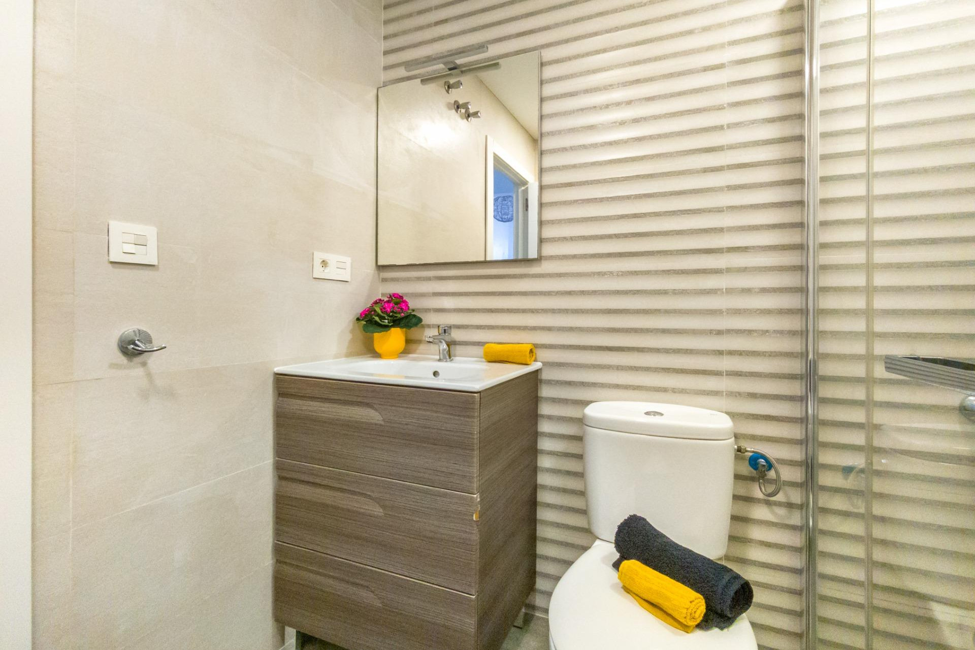 Reventa - Apartamento / Piso - Torrevieja - torrevieja