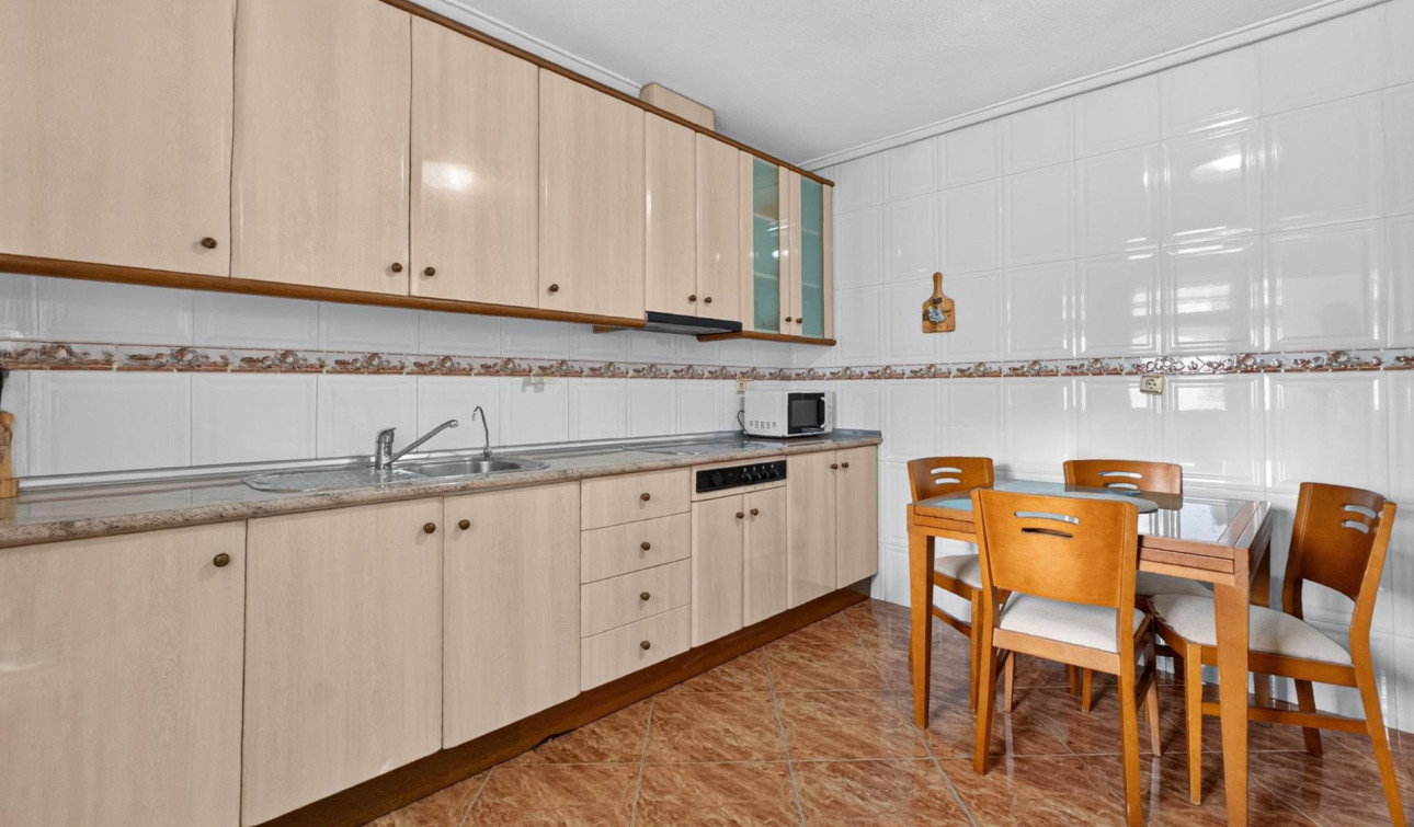 Reventa - Apartamento / Piso - Torrevieja - torrevieja