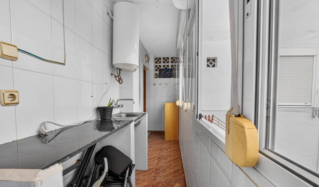 Reventa - Apartamento / Piso - Torrevieja - torrevieja