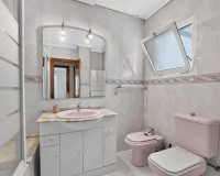Reventa - Apartamento / Piso - Torrevieja - torrevieja