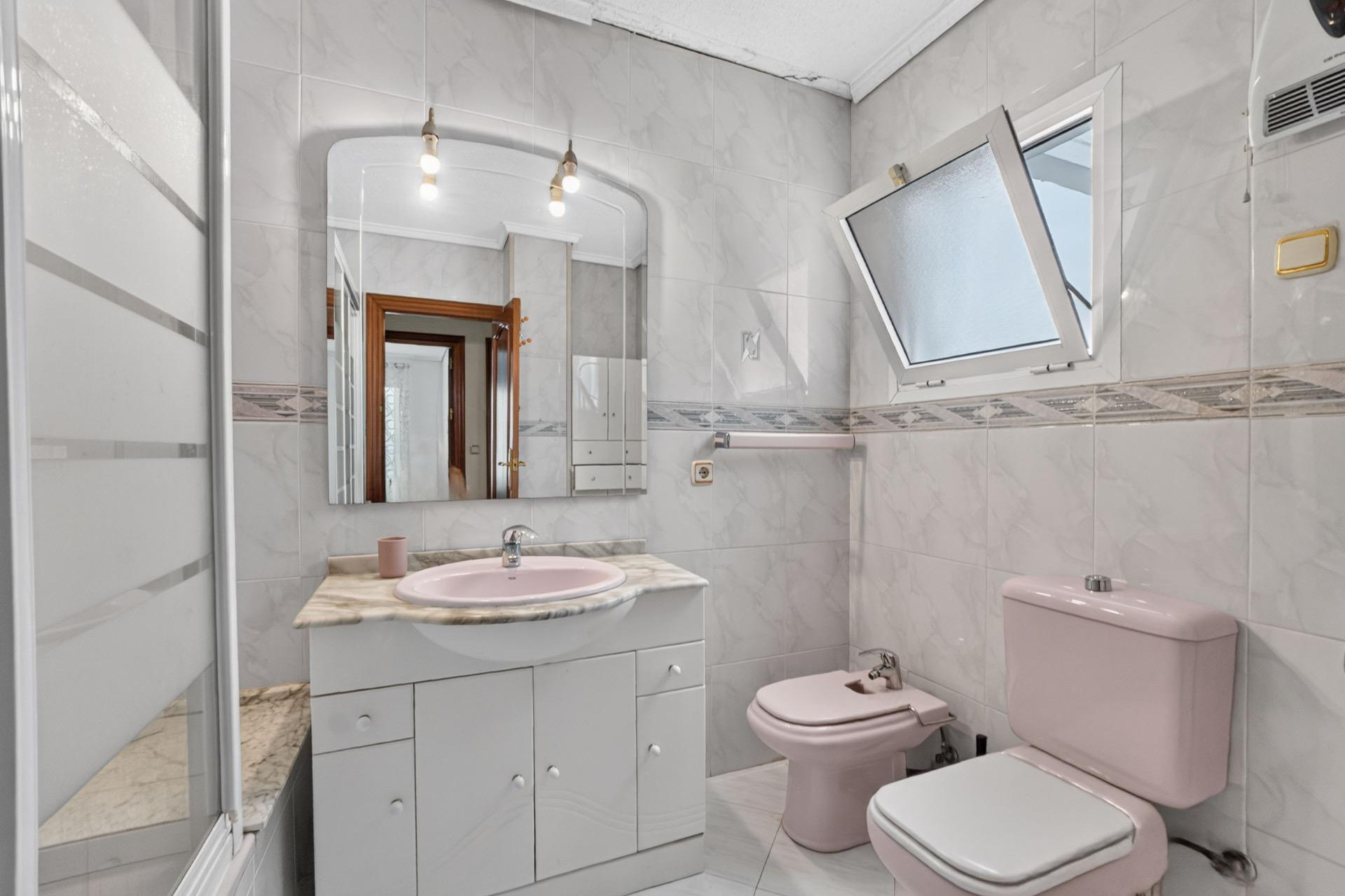 Reventa - Apartamento / Piso - Torrevieja - torrevieja