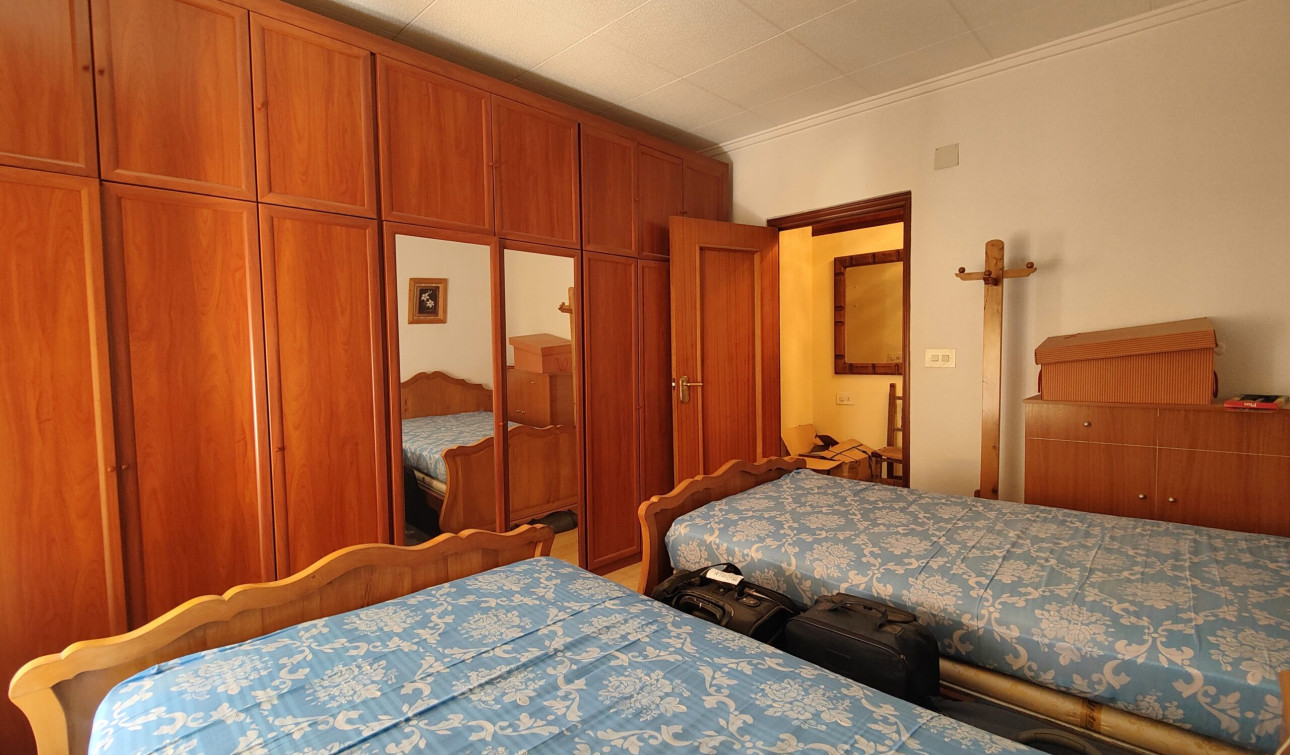 Reventa - Apartamento / Piso - Torrevieja - torrevieja