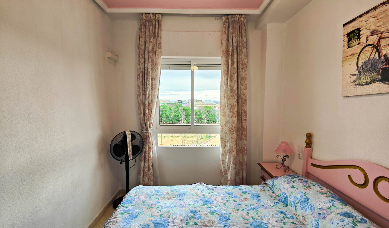 Reventa - Apartamento / Piso - Torrevieja - torrevieja