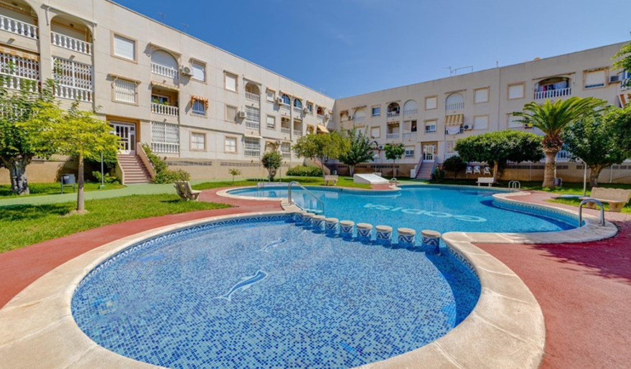 Reventa - Apartamento / Piso - Torrevieja - torrevieja
