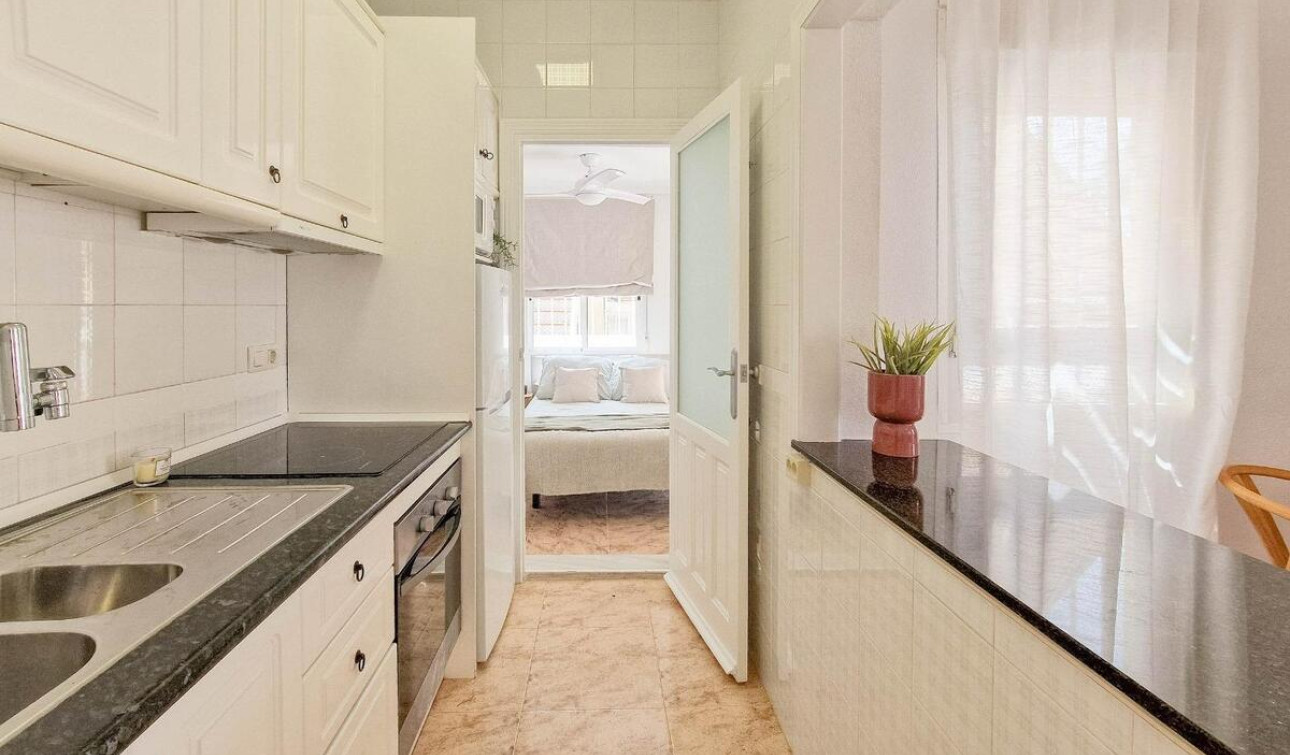 Reventa - Apartamento / Piso - Torrevieja