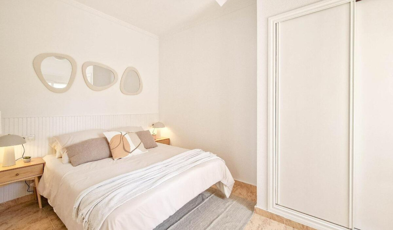 Reventa - Apartamento / Piso - Torrevieja