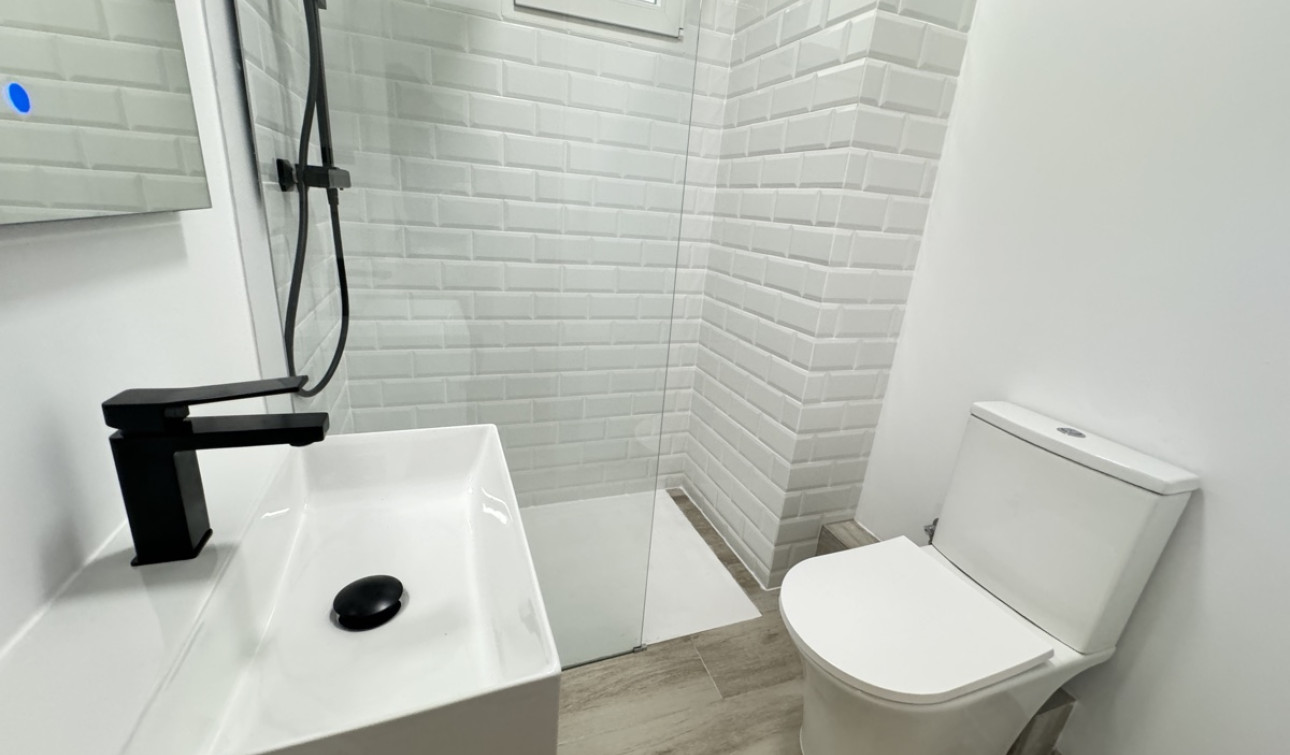 Reventa - Apartamento / Piso - Torrevieja