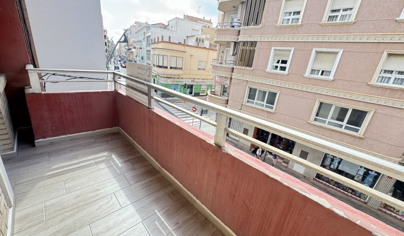 Reventa - Apartamento / Piso - Torrevieja