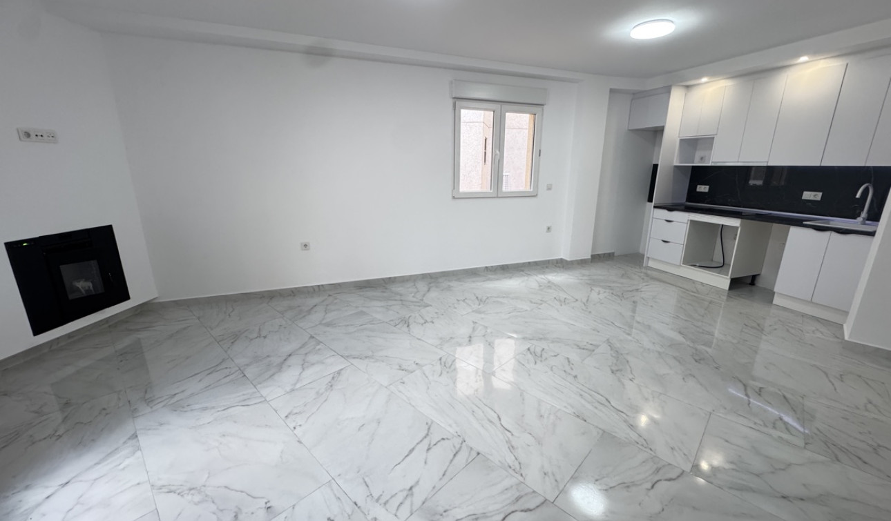 Reventa - Apartamento / Piso - Torrevieja