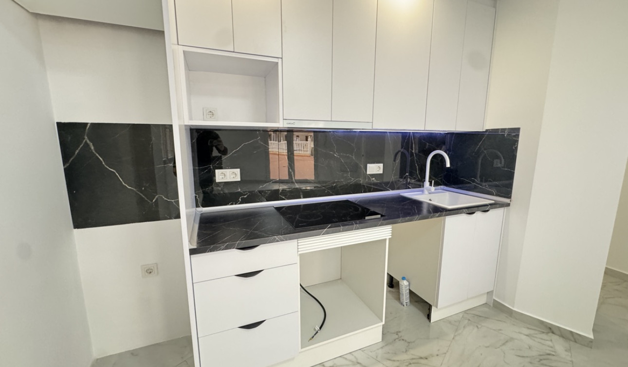 Reventa - Apartamento / Piso - Torrevieja