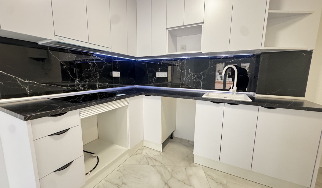 Reventa - Apartamento / Piso - Torrevieja