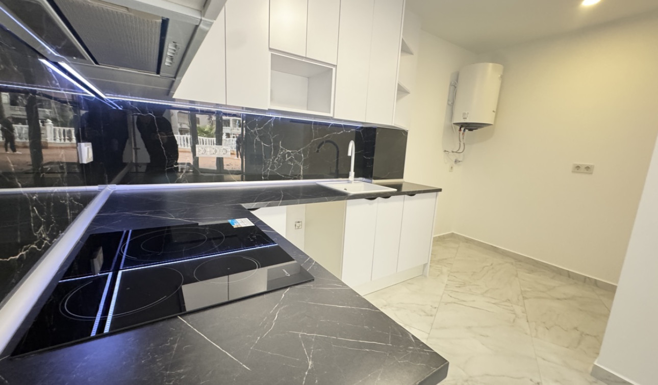 Reventa - Apartamento / Piso - Torrevieja