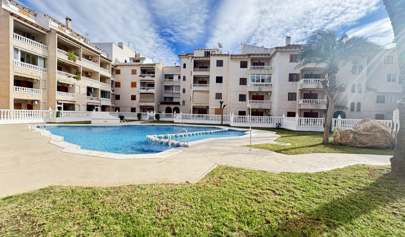 Reventa - Apartamento / Piso - Torrevieja