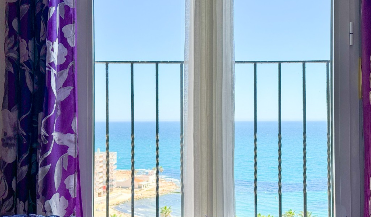 Reventa - Apartamento / Piso - Torrevieja