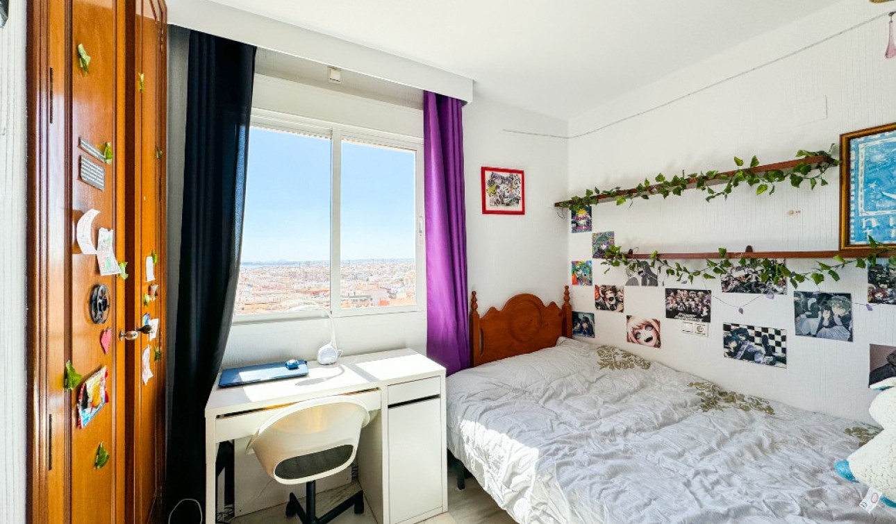 Reventa - Apartamento / Piso - Torrevieja
