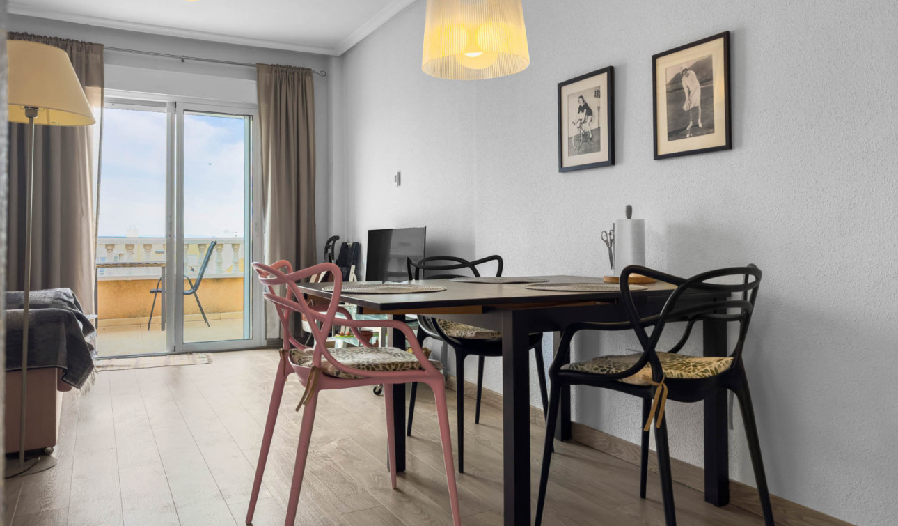 Reventa - Apartamento / Piso - Torrevieja