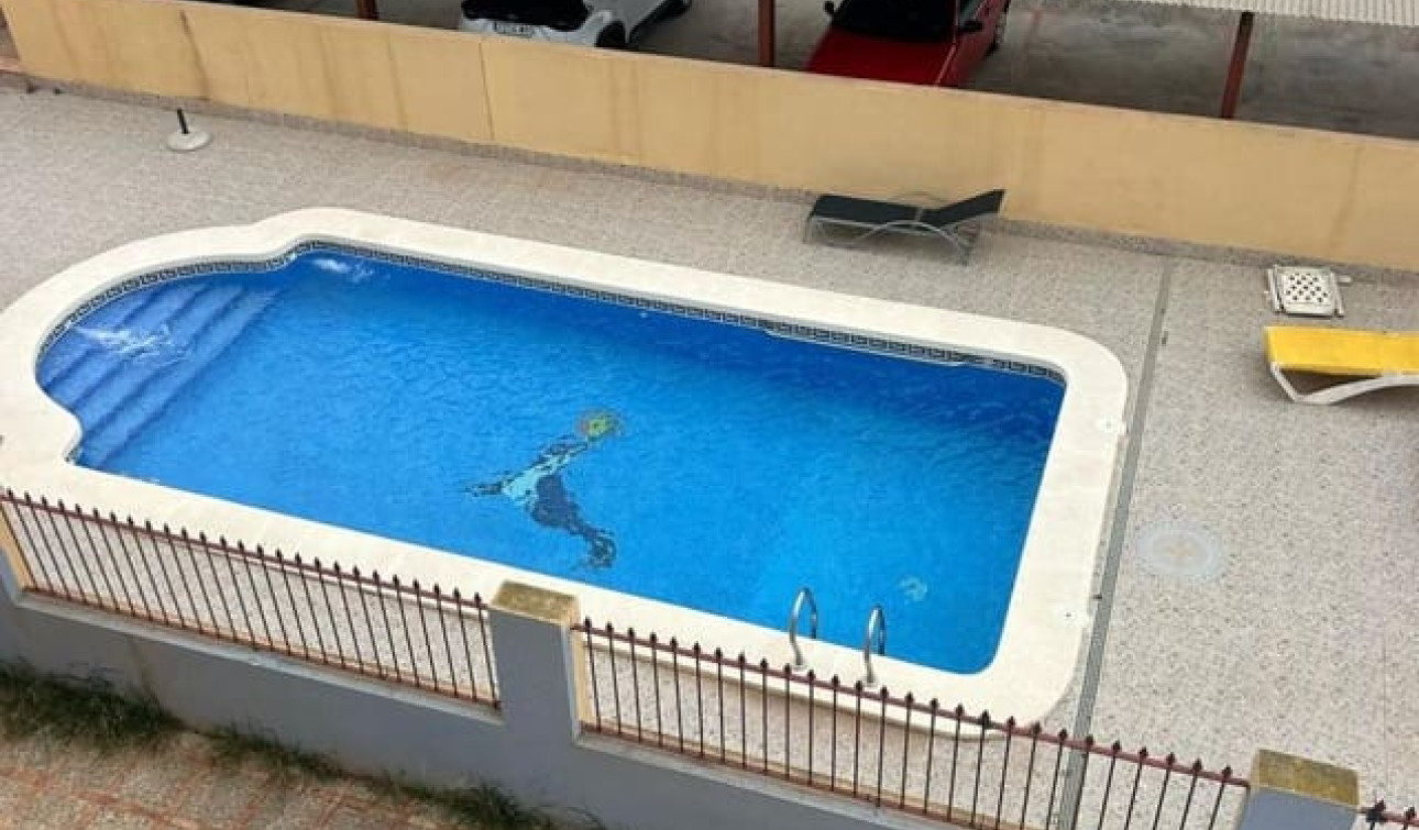 Reventa - Apartamento / Piso - Torrevieja