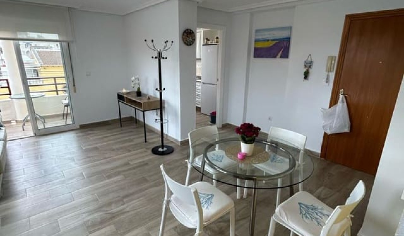 Reventa - Apartamento / Piso - Torrevieja