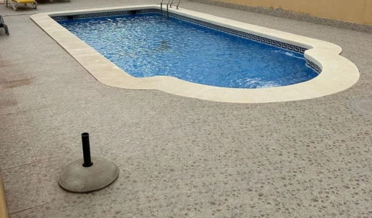 Reventa - Apartamento / Piso - Torrevieja