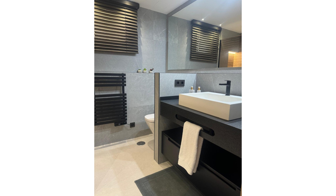 Reventa - Apartamento / Piso - Torrevieja