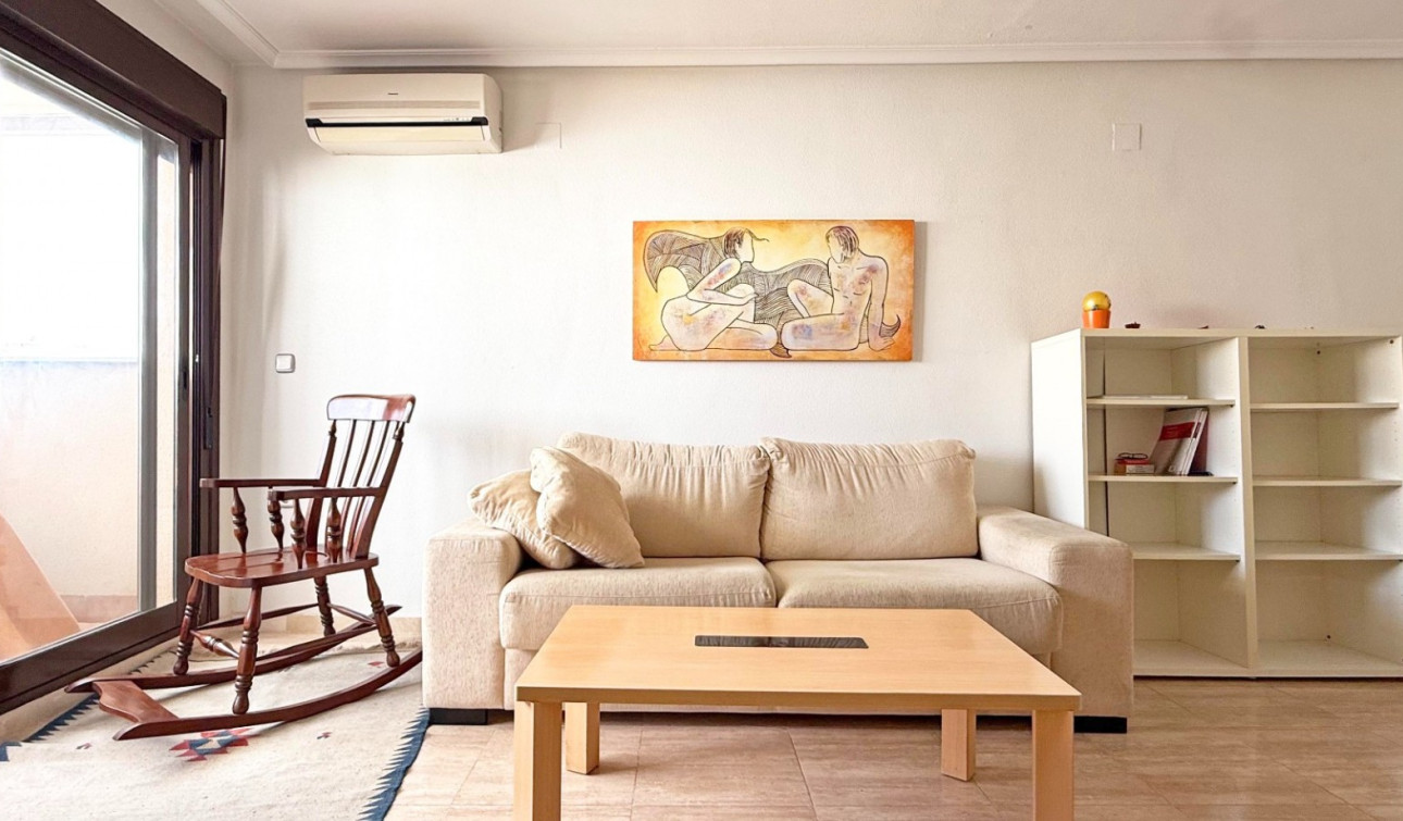 Reventa - Apartamento / Piso - Torrevieja