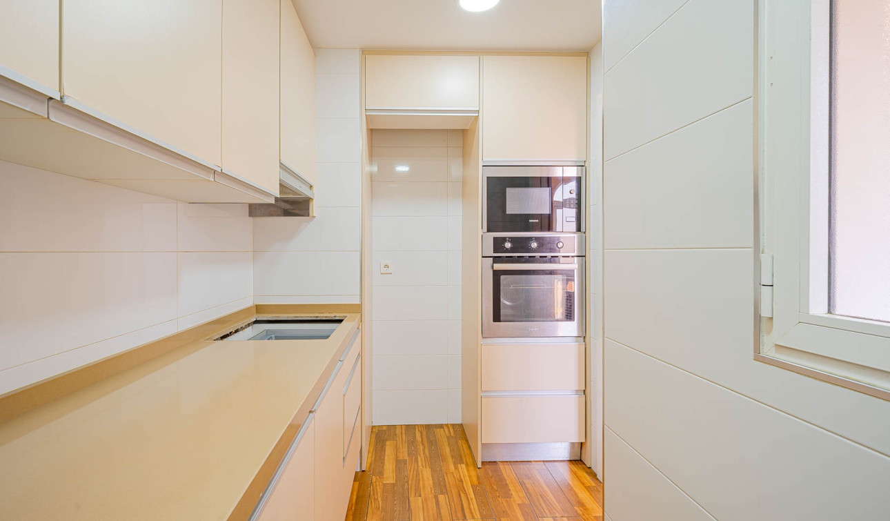 Reventa - Apartamento / Piso - Torrevieja